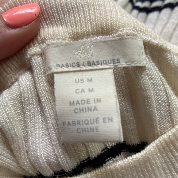 H&M | NWOT Striped Top - Picture 5 of 6